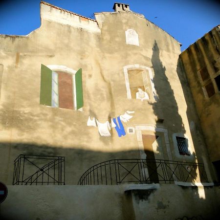 Sympathique Appartement L'Isle-sur-la-Sorgue Exterior photo